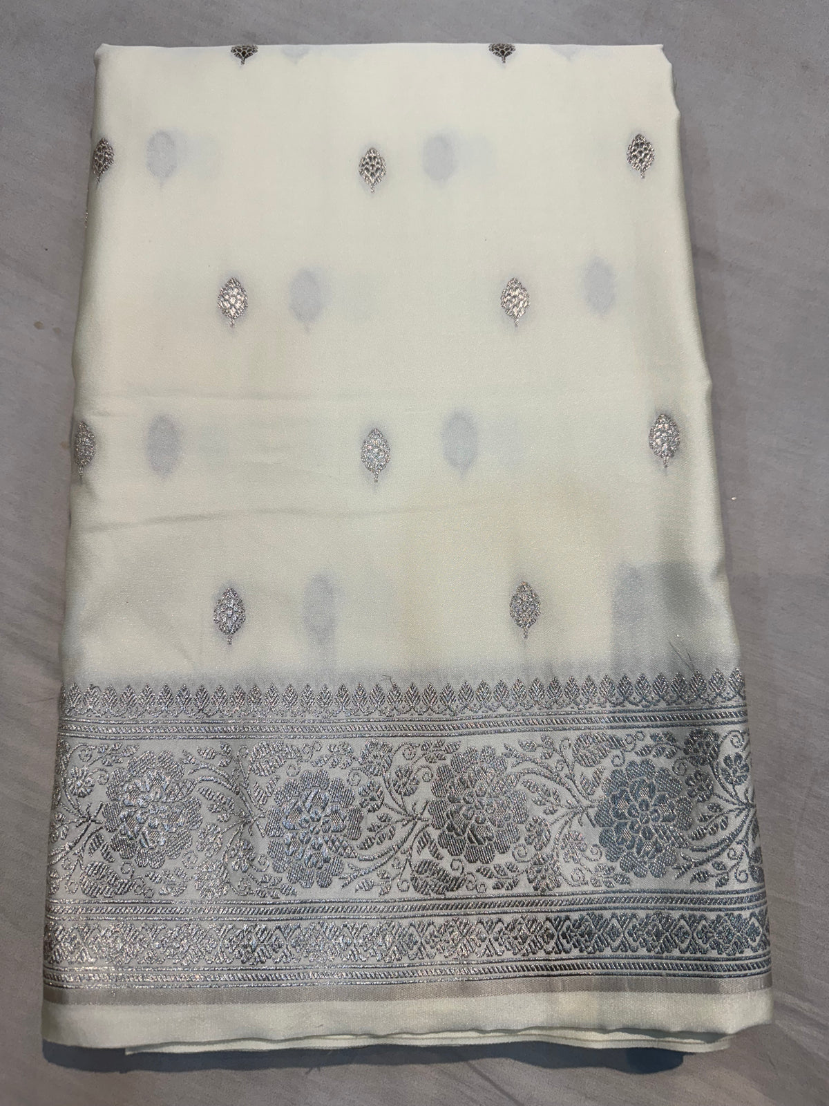 White Soft Semi Banarasi Mashru Silk Saree
