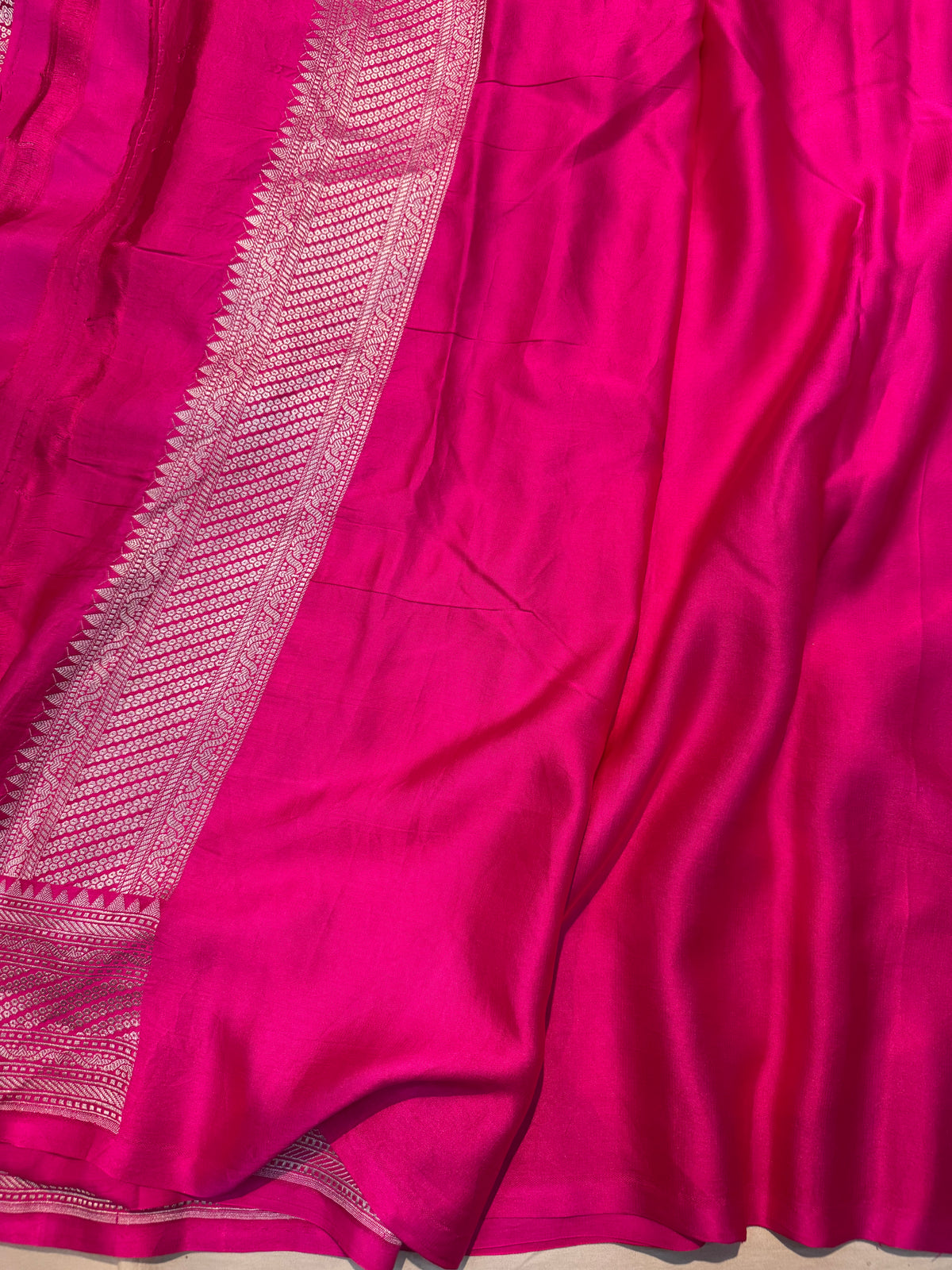 Fuchsia Pink Soft Banarasi Pure Mashru Silk Saree