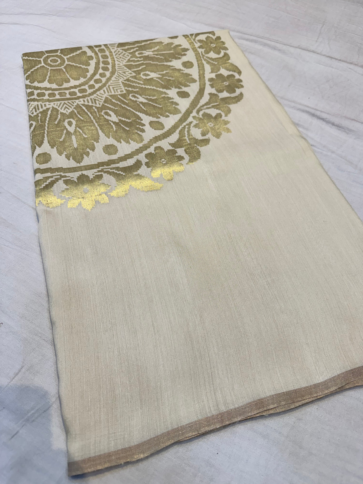 Ivory Sona Rupa Banarasi Pure Munga Silk Saree