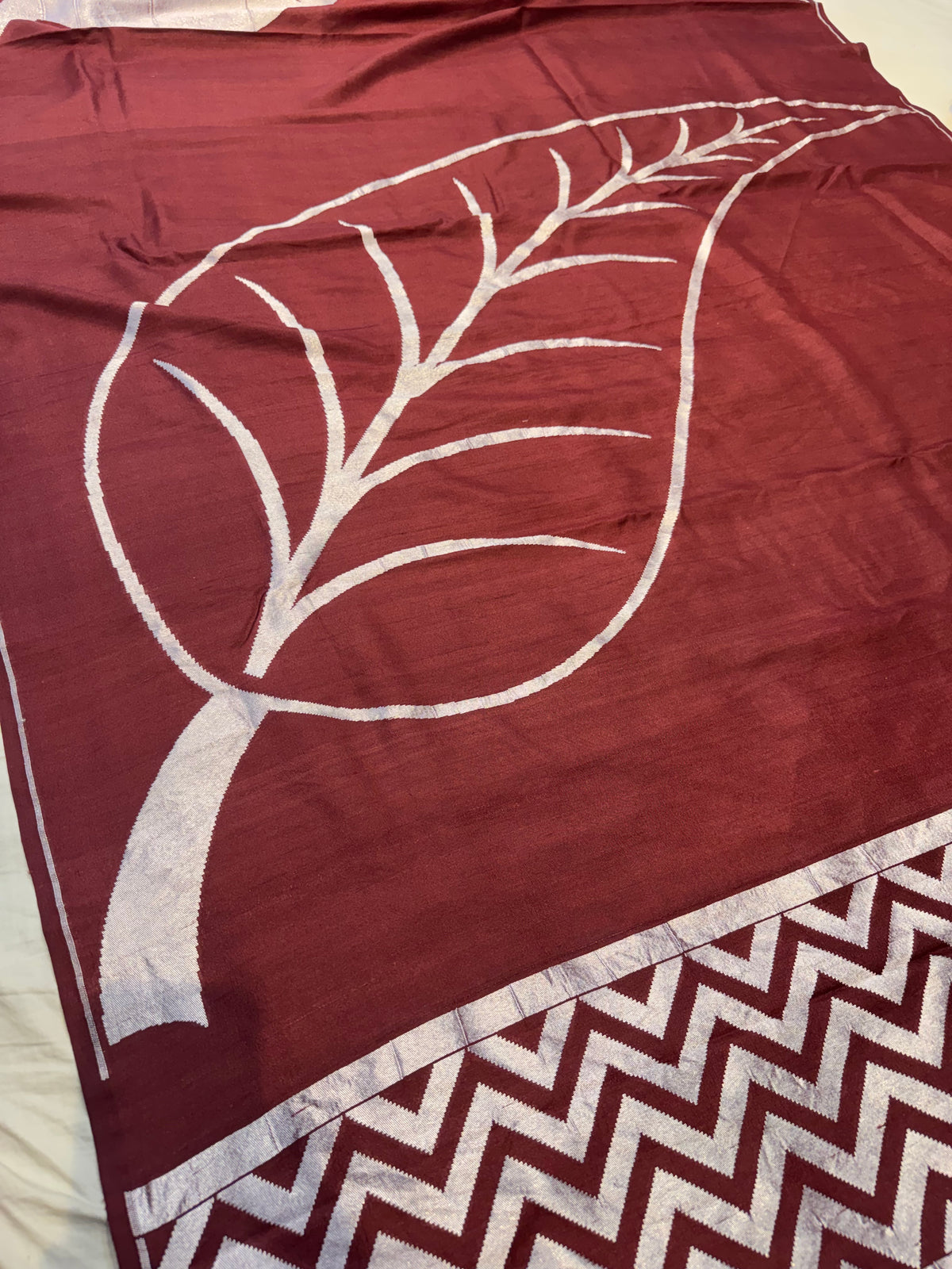 Maroon Handloom Banarasi Tasser Georgette Silk Saree