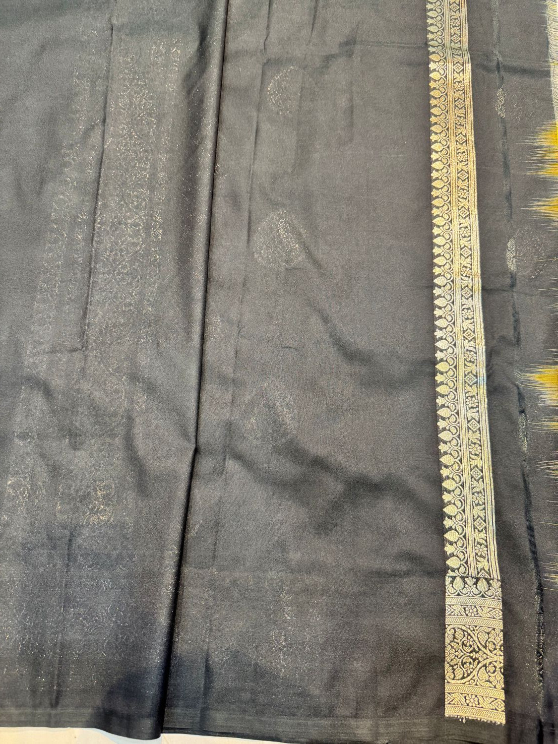 Black Buta Soft Banarasi Handloom Katan Silk Saree