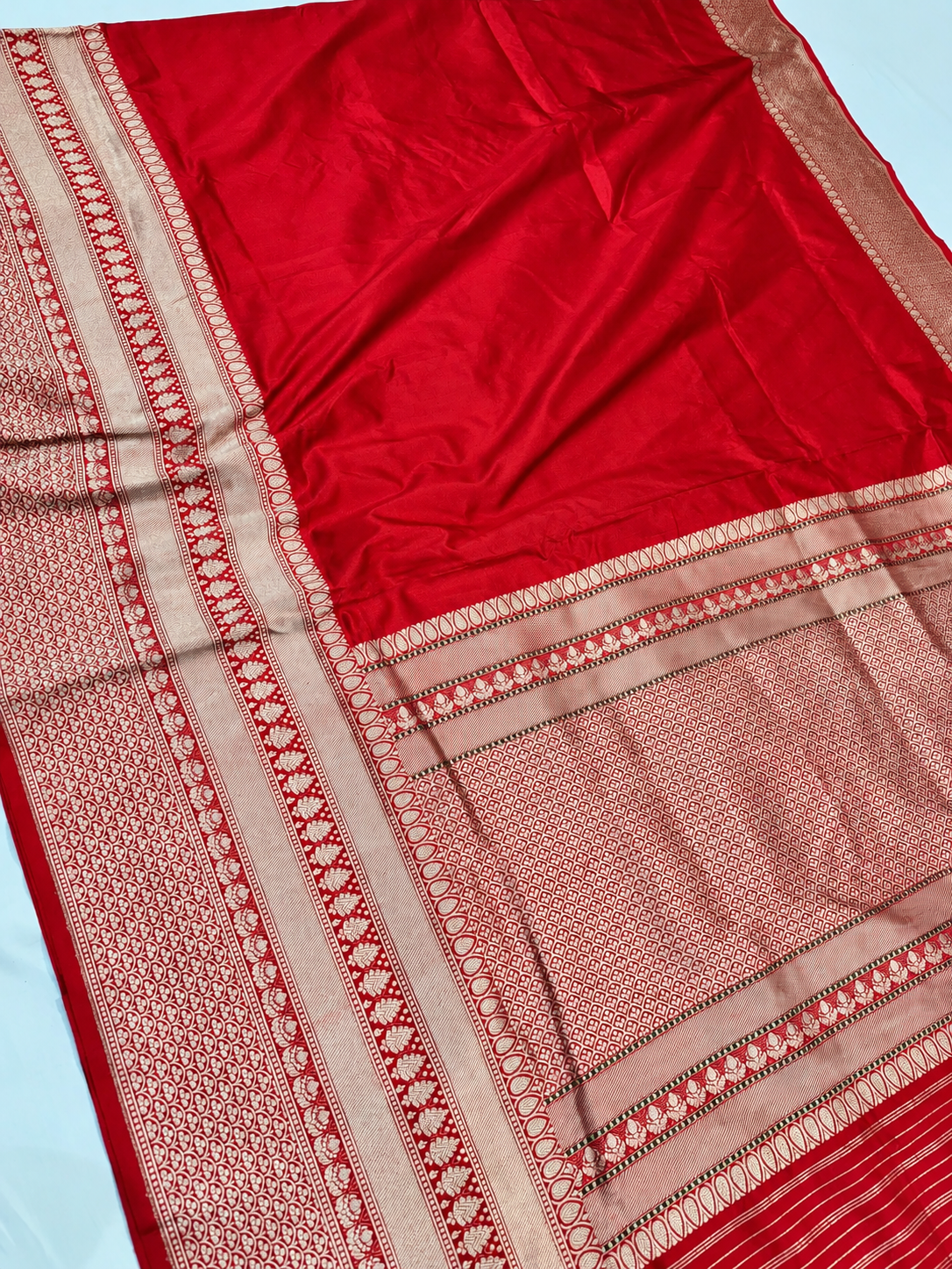 Red Big Border Handloom Banarasi Pure Katan Silk Saree