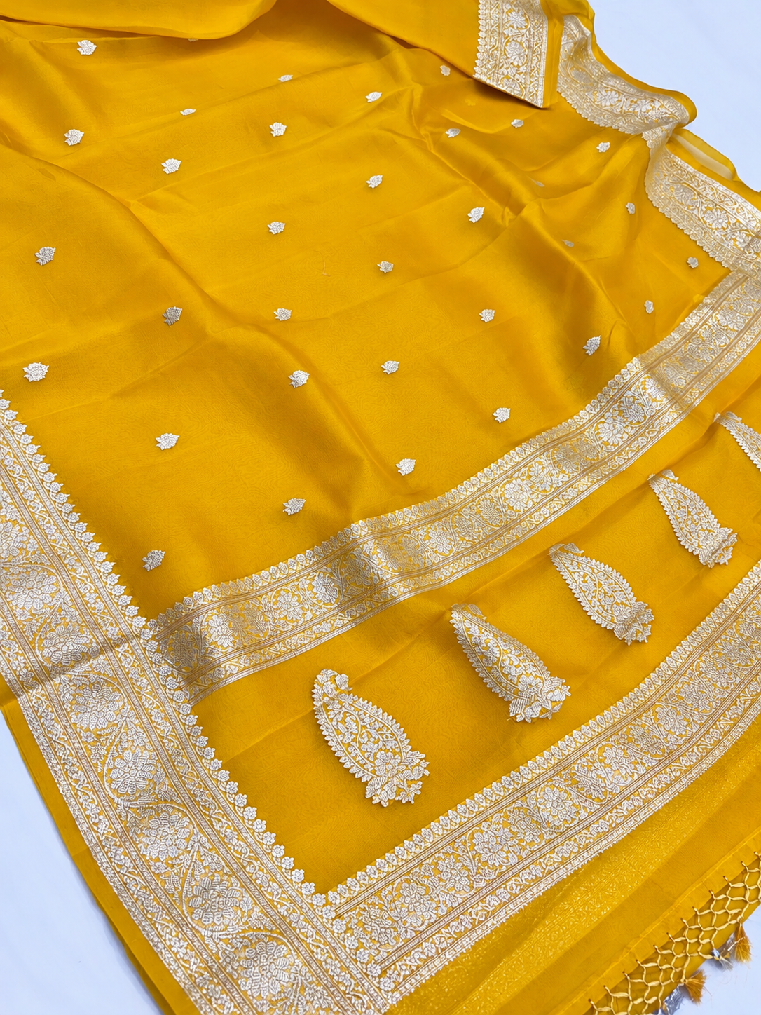 Yellow Silver Zari Handloom Banarasi Kora Silk Saree