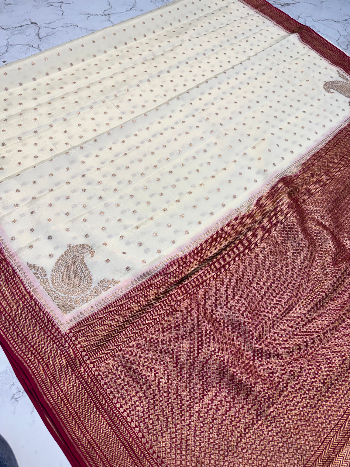 White Banarasi Pure Khaddi Crepe Silk Saree with Contrast Pallu